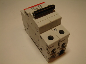 Модульный автоматический выключатель 1-фазный + ноль, C 25A, ABB, S201L-C25NA , 2CDS241801R0254