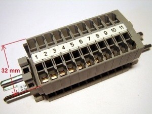  
	Блок из проходных мини-клемм 2,5 мм², серый, MSB 2,5, Phoenix Contact, 51008566-01, KL PX FI 11XMSB2,5 
