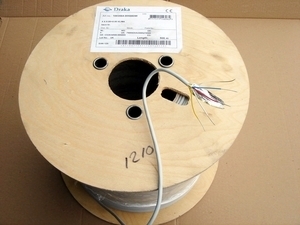  
	 Безгалогенный  сигнализационный кабель 4 x 0,8 + 0,8 мм, Reka, KLMA-HF C-RRo 75V 
