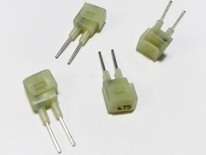  
	Резистор T90475, Helvar, LED-Iset Resistor 475 мA, 10K5-1%-0,6Вт 
