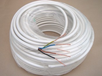 <p>
	Куплю медный кабель 5 x 1 мм²</p>

