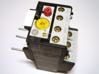 <p>
	Termokaitse 0,65 - 1,1A. RT1F, General Electric, 113703</p>
