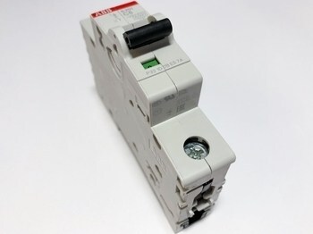 <p>
	Модульный автоматический выключатель 1-фазный C 6A, ABB, S201-C6, 2CDS251001R0064</p>
