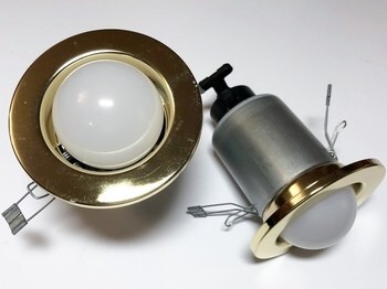 <p>
	Светодиодный светильник 10 Вт, Xenon, AB-3142, цвет золото</p>
