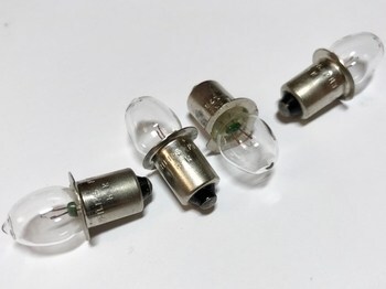 <p>
	Miniatuurne lamp 3,6V, 0,5A, 1,8W, PR3, Philips</p>
