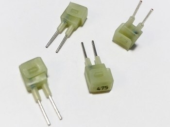 <p>
	Takisti T90475, Helvar, LED-Iset Resistor 475 mA, 10K5-1%-0,6W</p>
