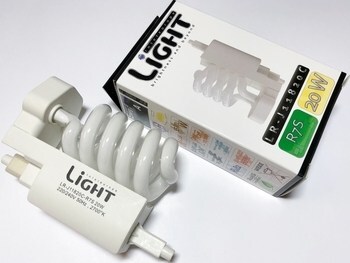 <p>
	Экономичная лампа для прожектора 20Вт=100Вт, LR-J11820C, Intereurope Light</p>
